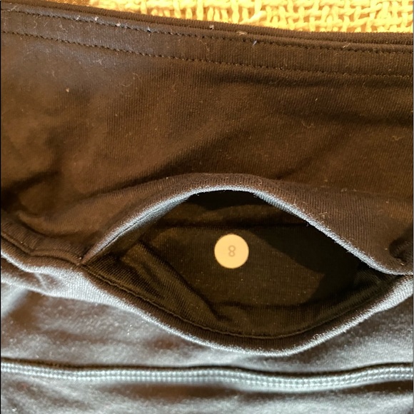Women’s Lululemon Leggings - Picture 4 of 4